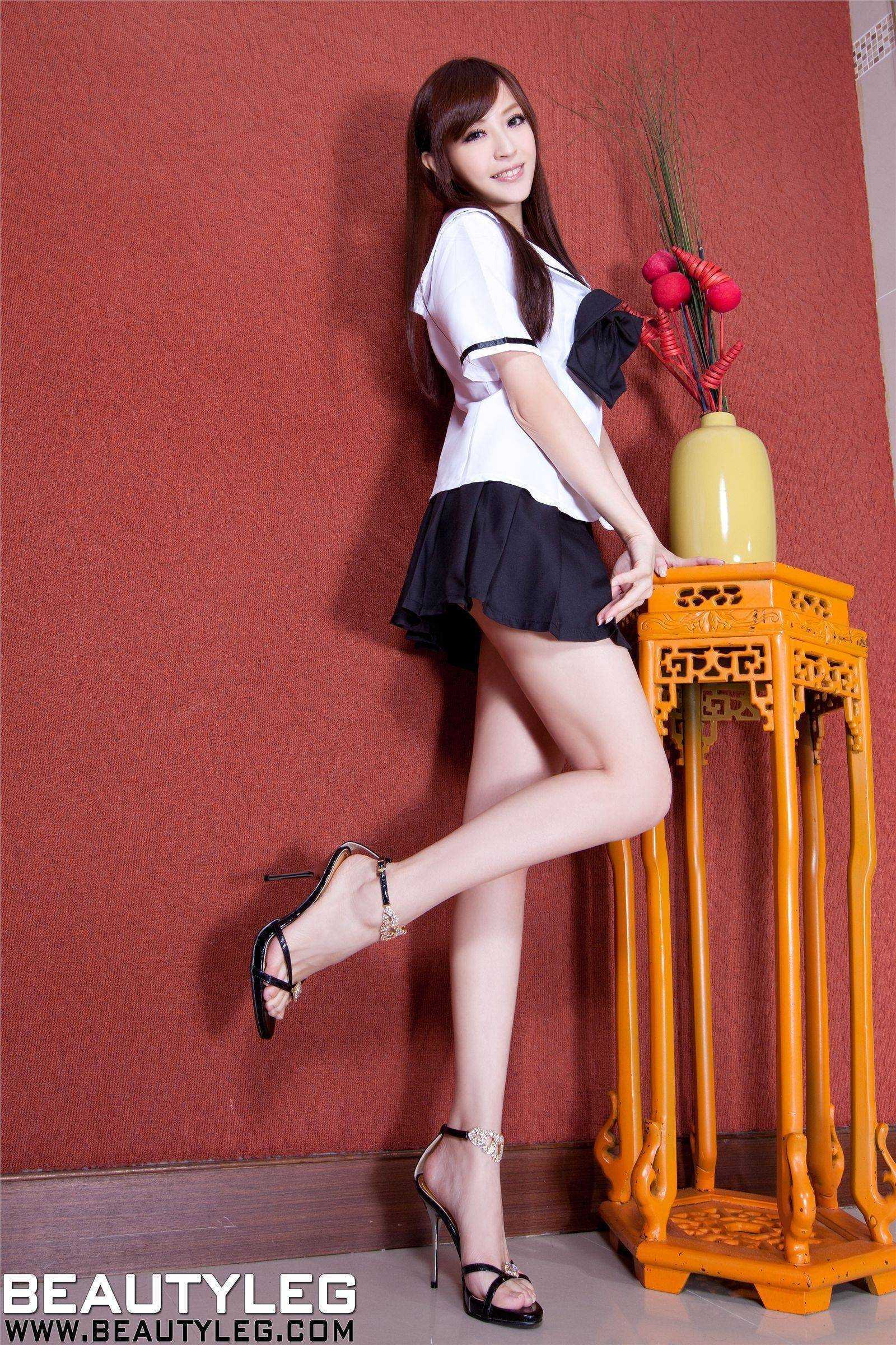 No.771 Lucy BeautyLeg Taiwan sexy leg model